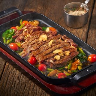 Sizzling AUS Grilled Ribeye ''Thai Style''