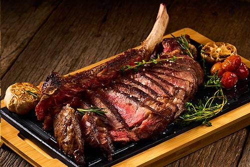 Black Angus Tomahawk